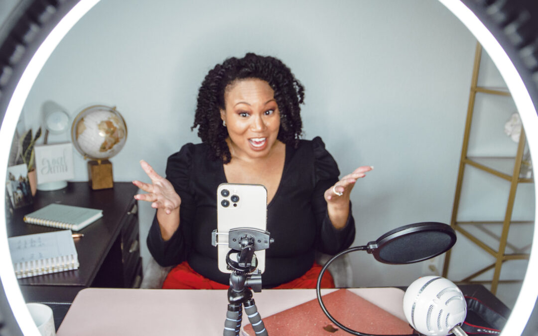 How to Come Up with Content Ideas for Your Live Videos episode 34